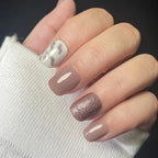 Press-On Nail Set Festive Designs Gel Polish & Buffing Strips