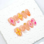 Press-On Nail Set Floral Accent & Glossy Finish