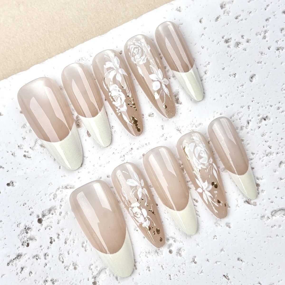 Press-On Nail Set Floral Accent No Glue