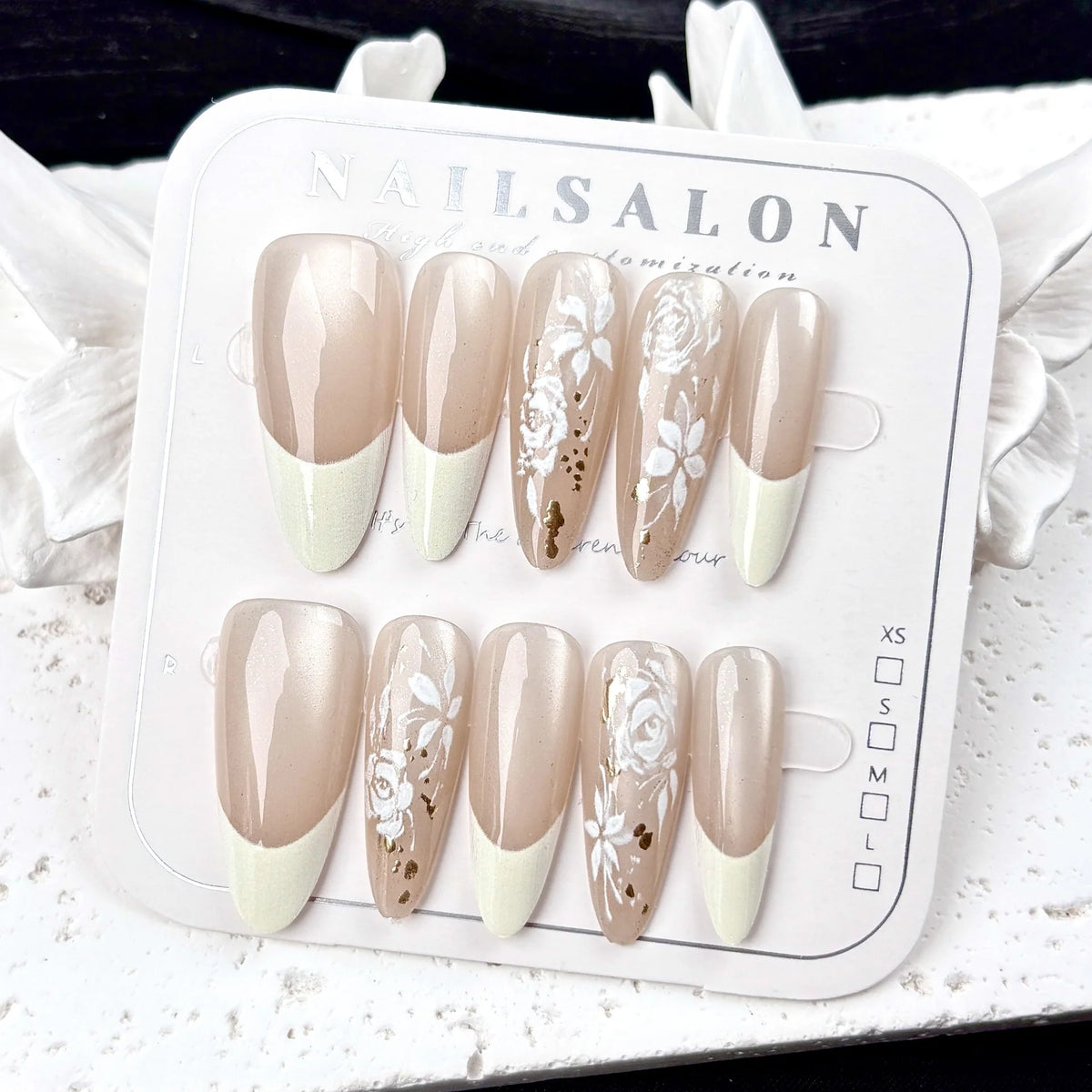 Press-On Nail Set Floral Accent No Glue