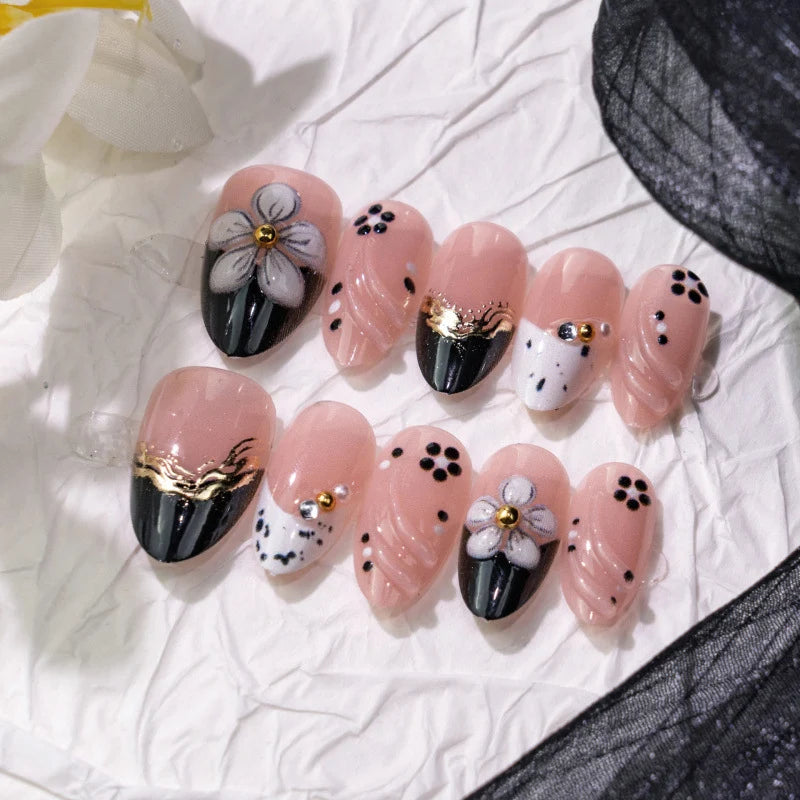 Press-On Nail Set Floral Accent Non-Toxic & Easy Application