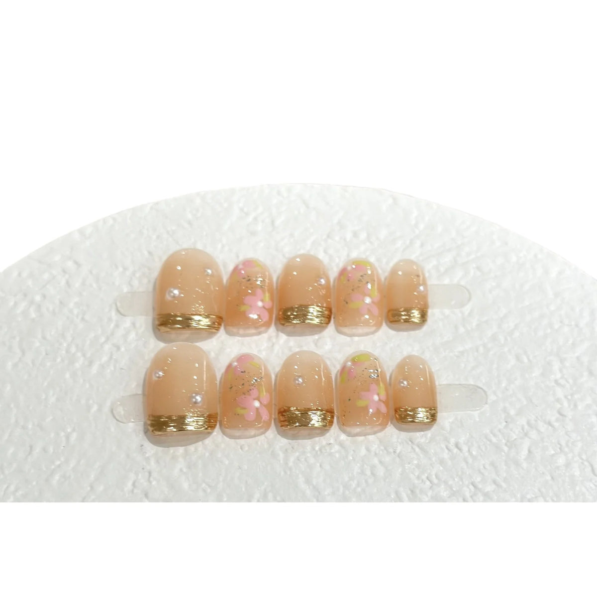 Press-On Nail Set Floral Accent Quick Application