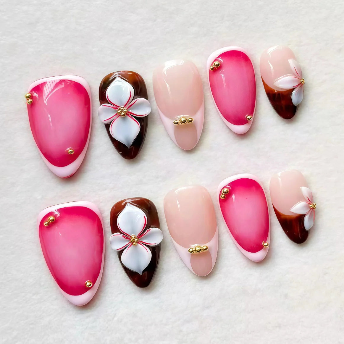 Press-On Nail Set Floral Accent Self-Adhesive & Reusable