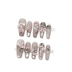 Press-On Nail Set Floral Accents & Easy Application