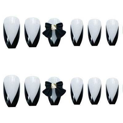 Press-On Nail Set Floral Accents Easy Apply & Long-Lasting