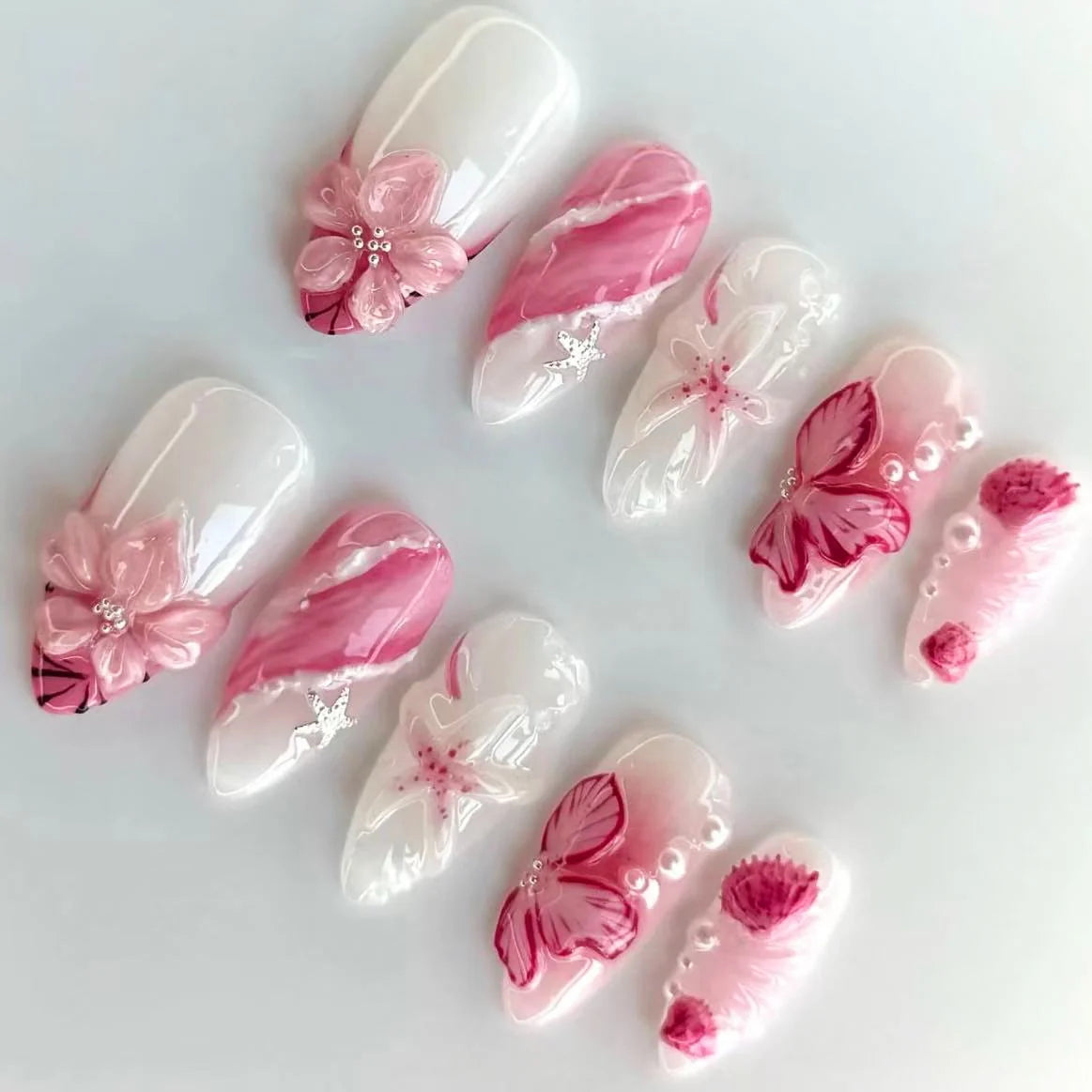 Press-On Nail Set Floral Accents Glossy Finish