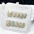 Press-On Nail Set Floral Accents & Long-Lasting Wear