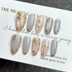 Press-On Nail Set Floral Accents Misty Blue