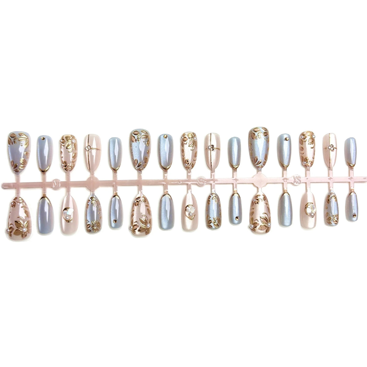 Press-On Nail Set Floral Accents Misty Blue