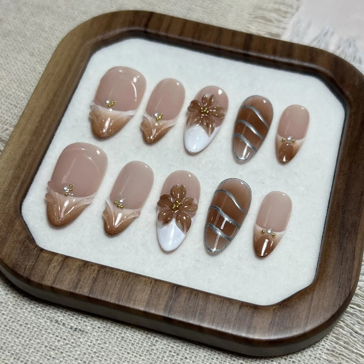 Press-On Nail Set Floral Accents No Glue