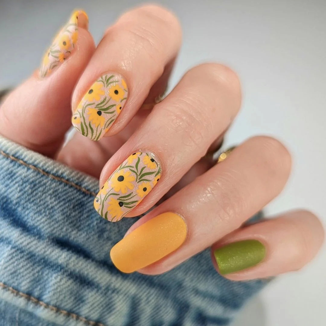 Press-On Nail Set Floral Acrylic Reusable