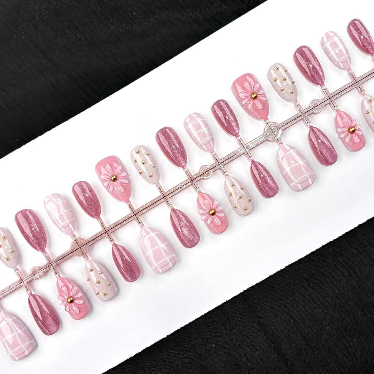 Press-On Nail Set Floral Art Easy Application