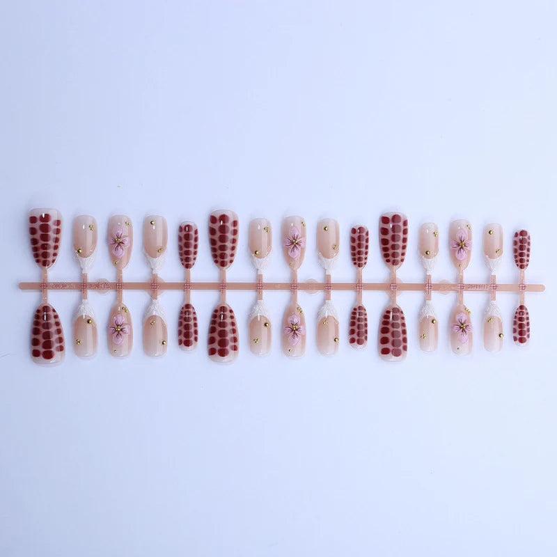 Press-On Nail Set Floral Art Easy Application & Long-Lasting