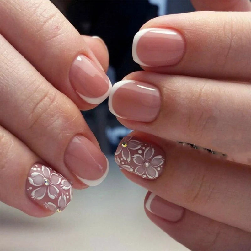 Press-On Nail Set Floral Art Easy Apply & Remove