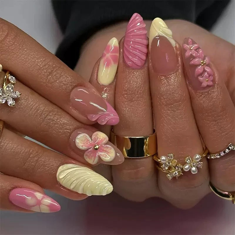 Press-On Nail Set Floral Art Long-Lasting