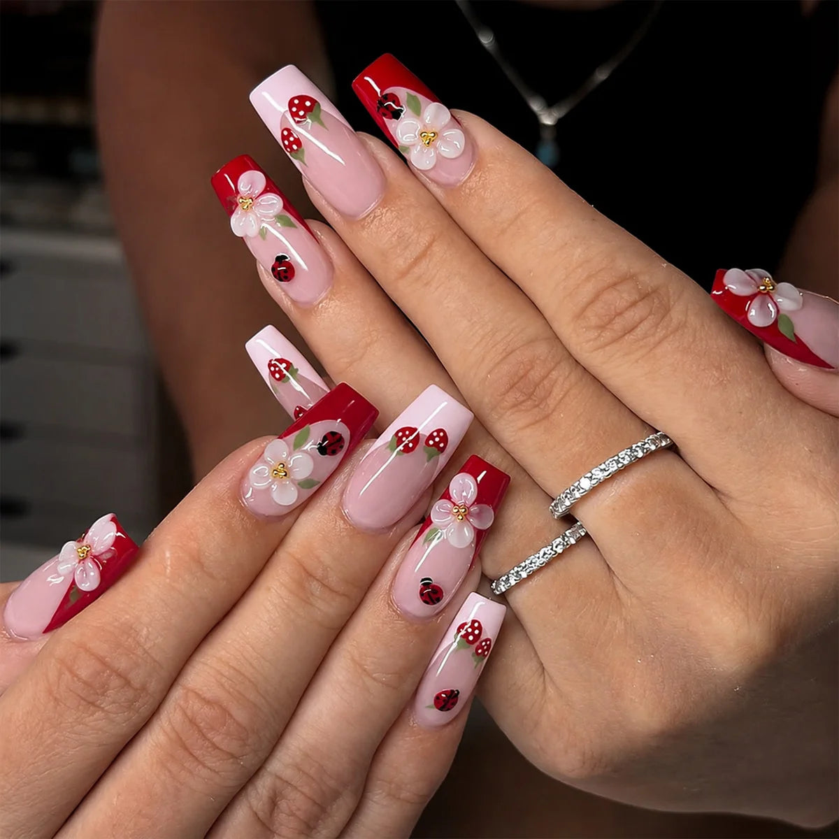 Press-On Nail Set Floral Art No Glue Set of 30