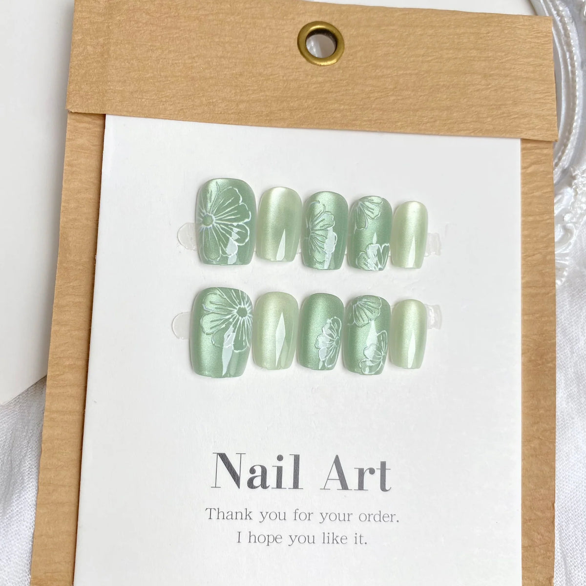 Press-On Nail Set Floral Art Quick Application