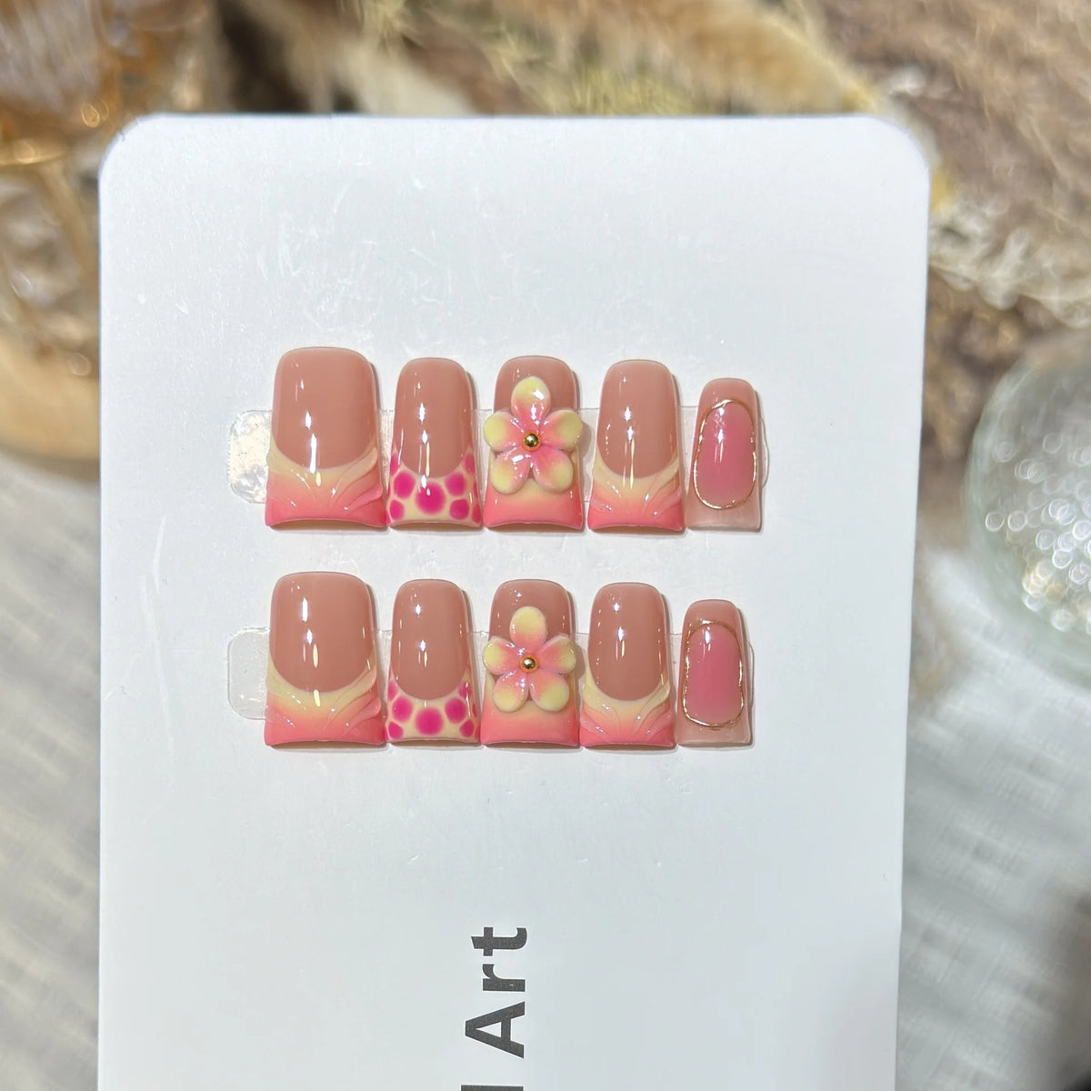 Press-On Nail Set Floral Art Reusable & Long-Lasting