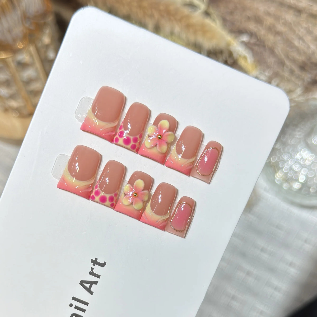 Press-On Nail Set Floral Art Reusable & Long-Lasting