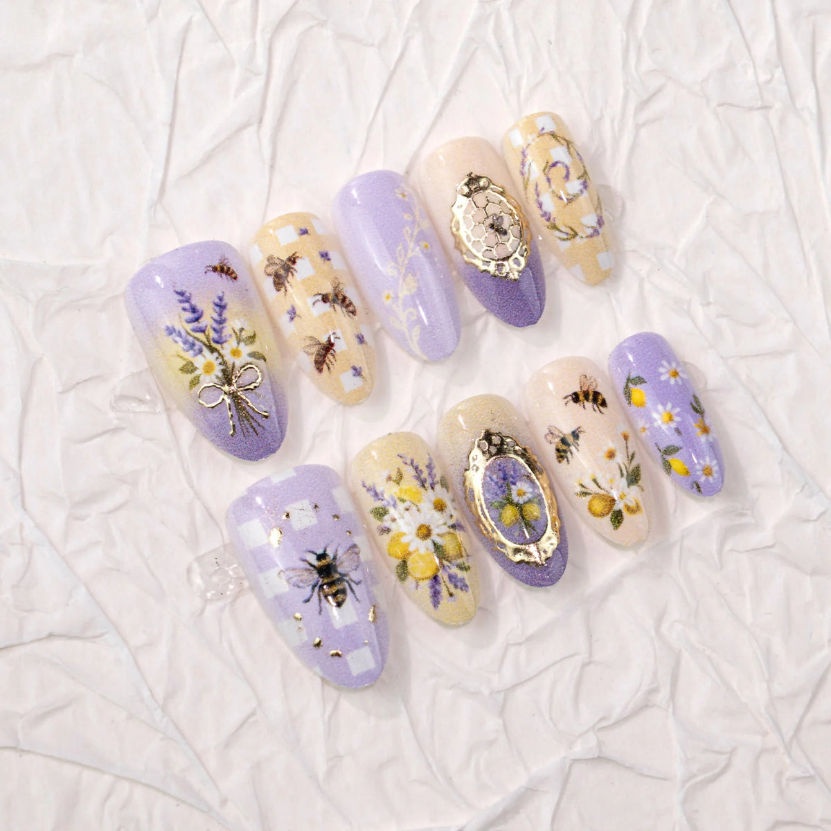 Press-On Nail Set Floral & Bee Designs Reusable