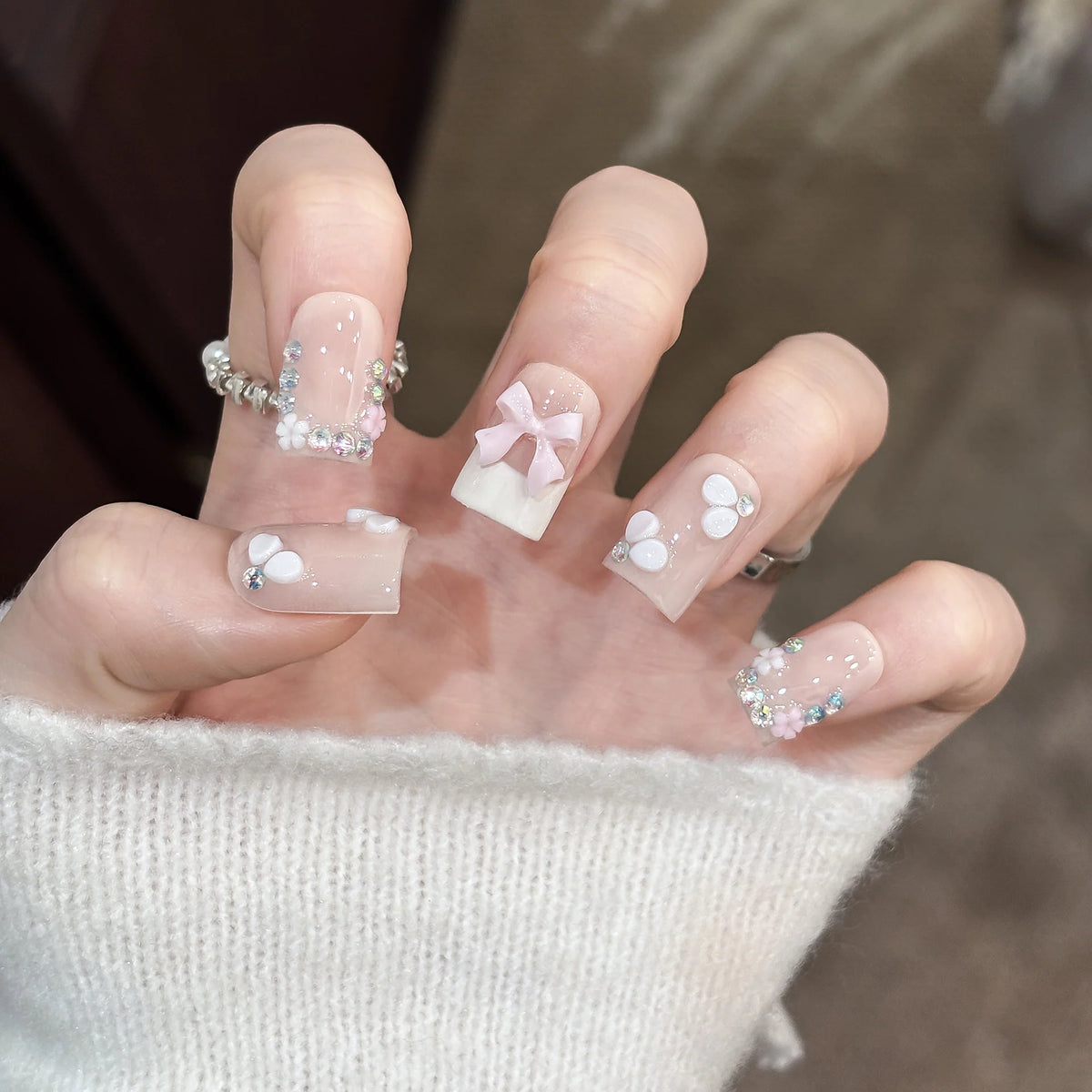 Press-On Nail Set Floral & Bow Accents Easy Application