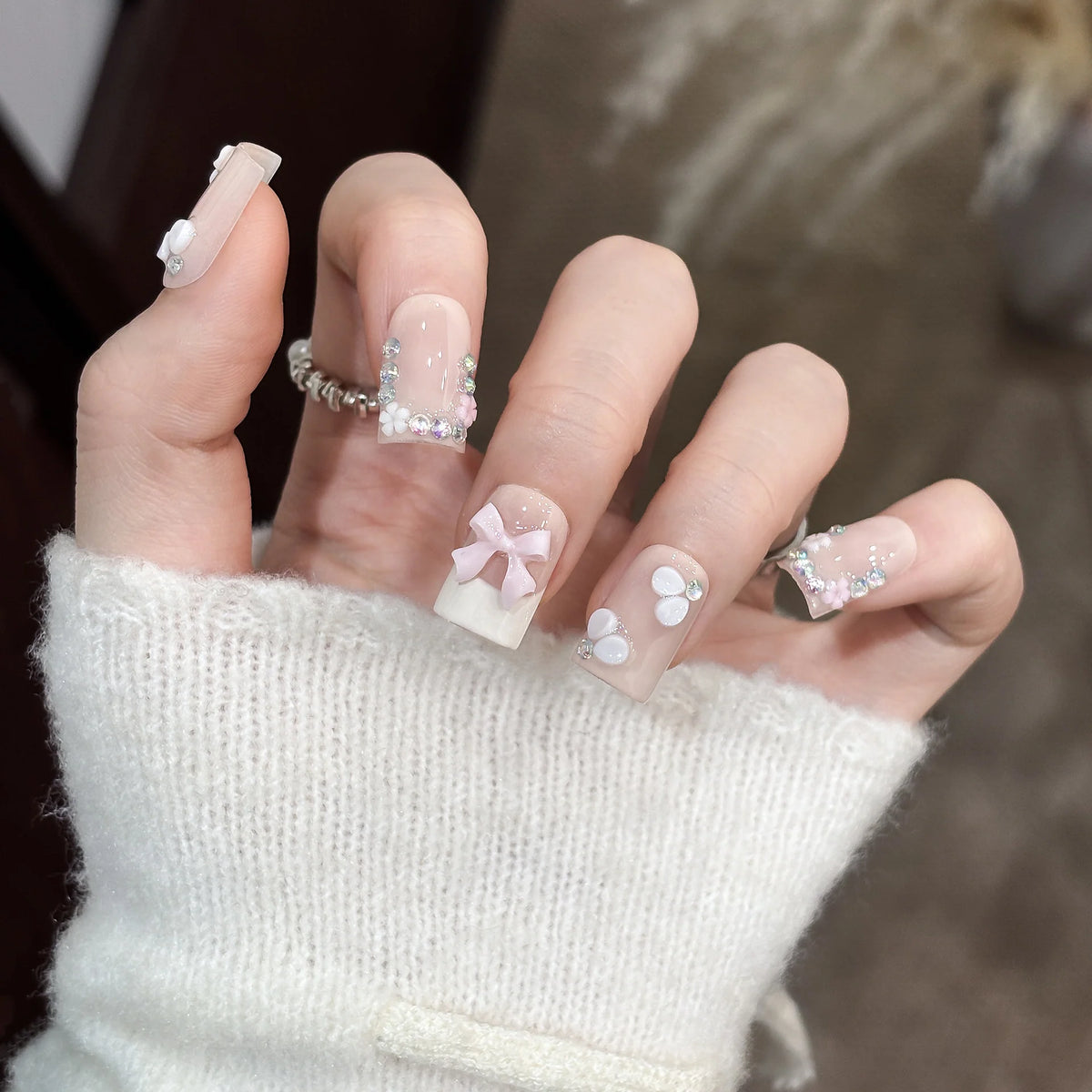Press-On Nail Set Floral & Bow Accents Easy Application