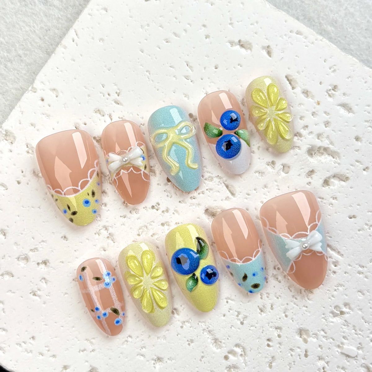 Press-On Nail Set Floral & Bow Designs Peel-And-Stick