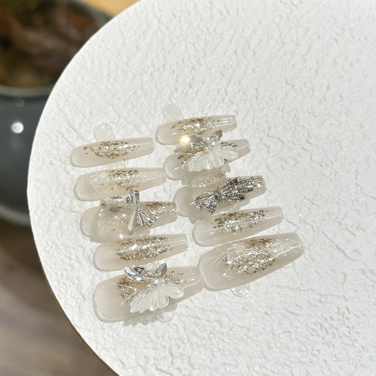 Press-On Nail Set Floral & Butterfly Designs Salon-Quality Finish