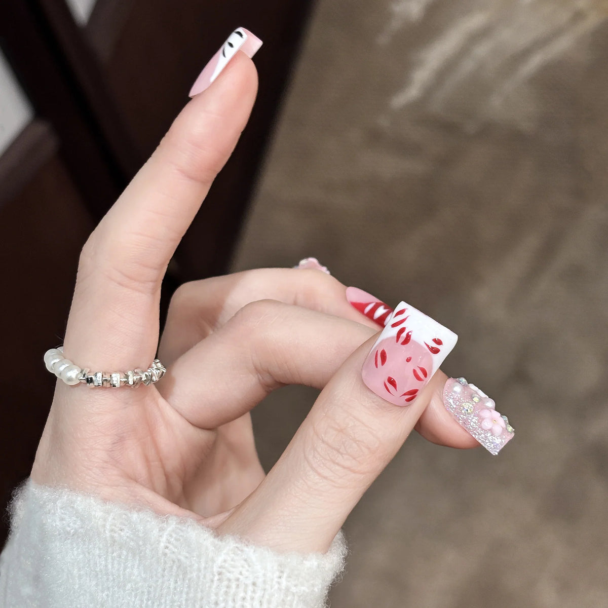 Press-On Nail Set Floral & Charm Self-Adhesive Lightweight