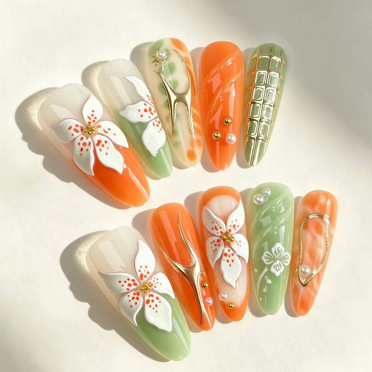 Press-On Nail Set Floral Design 24 Piece Easy Application