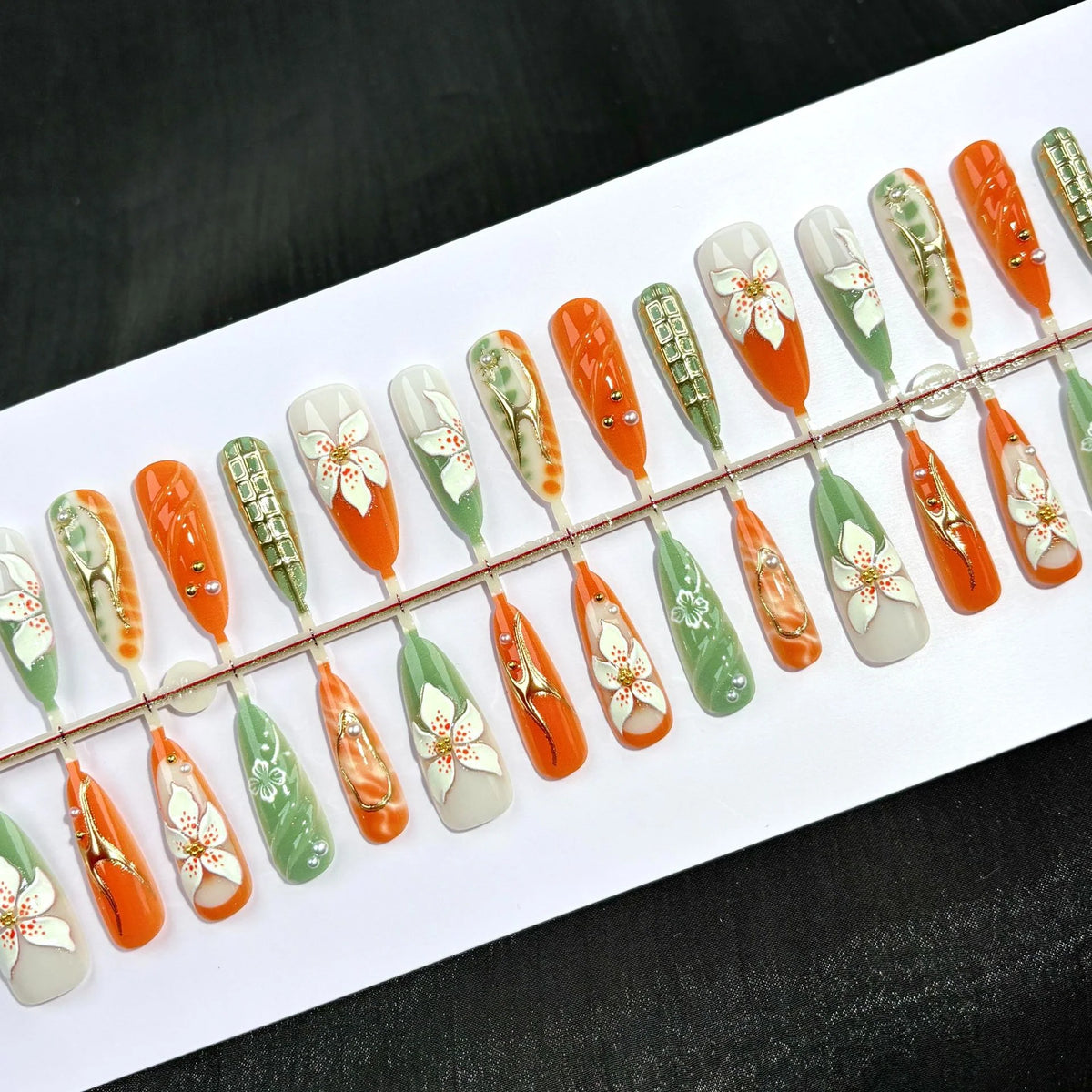 Press-On Nail Set Floral Design 24 Piece Easy Application