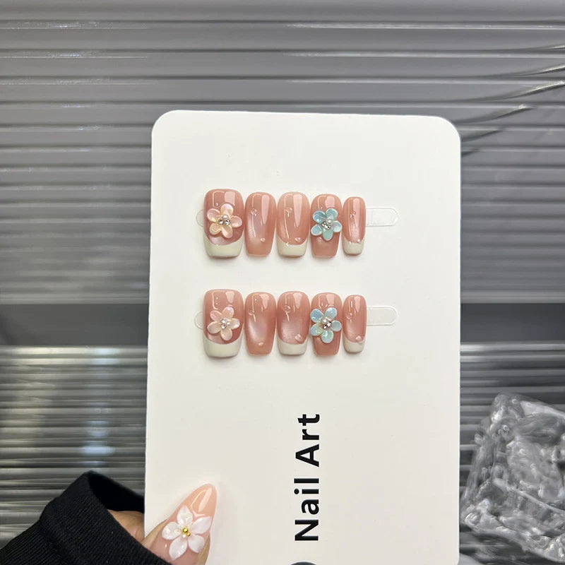 Press-On Nail Set Floral Design Adhesive Backing & Long-Lasting