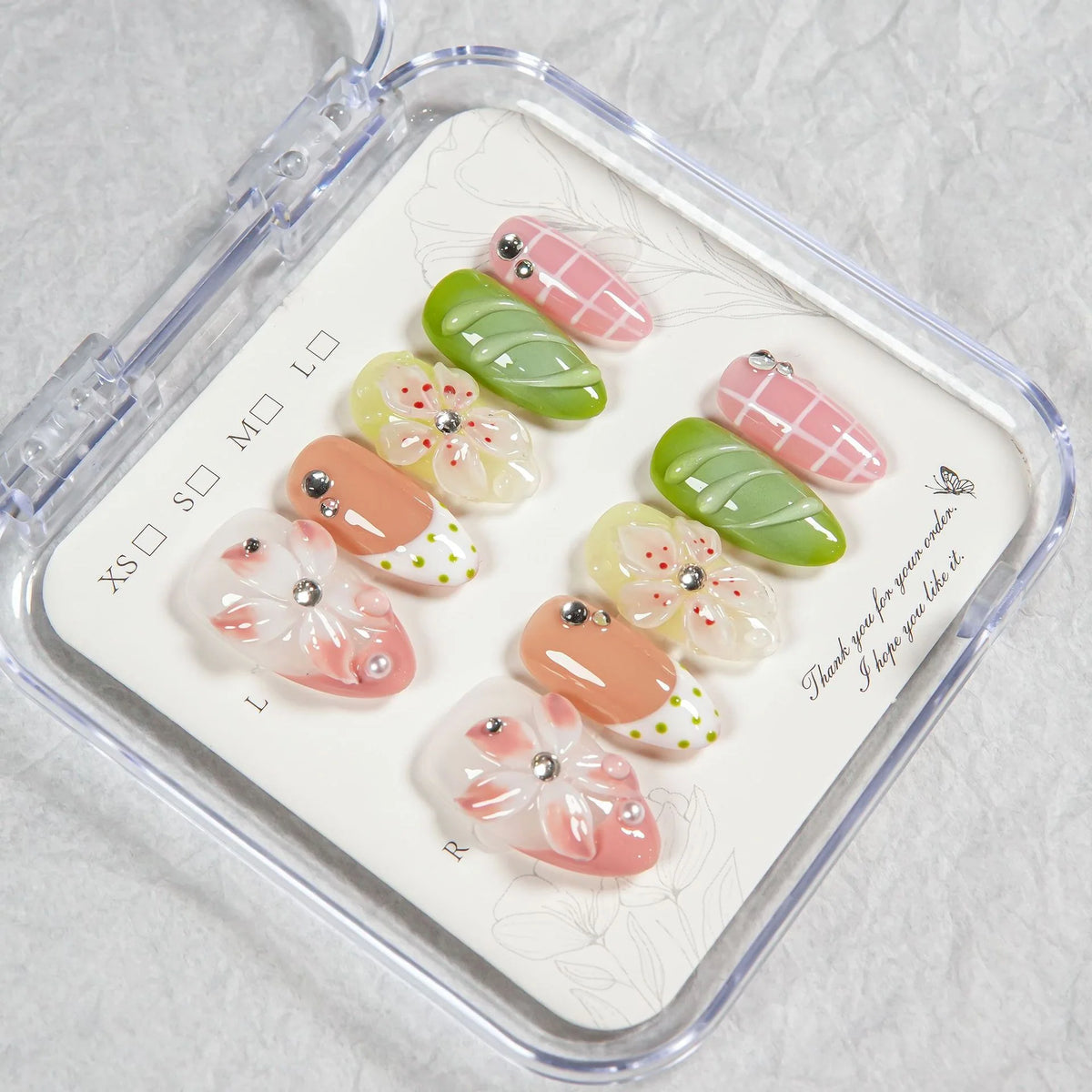 Press-On Nail Set Floral Design Custom Fit