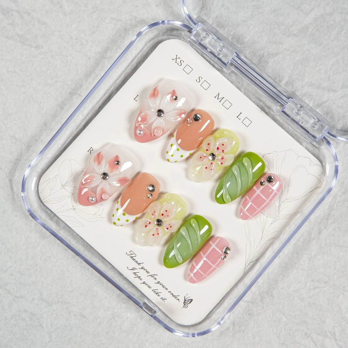 Press-On Nail Set Floral Design Custom Fit