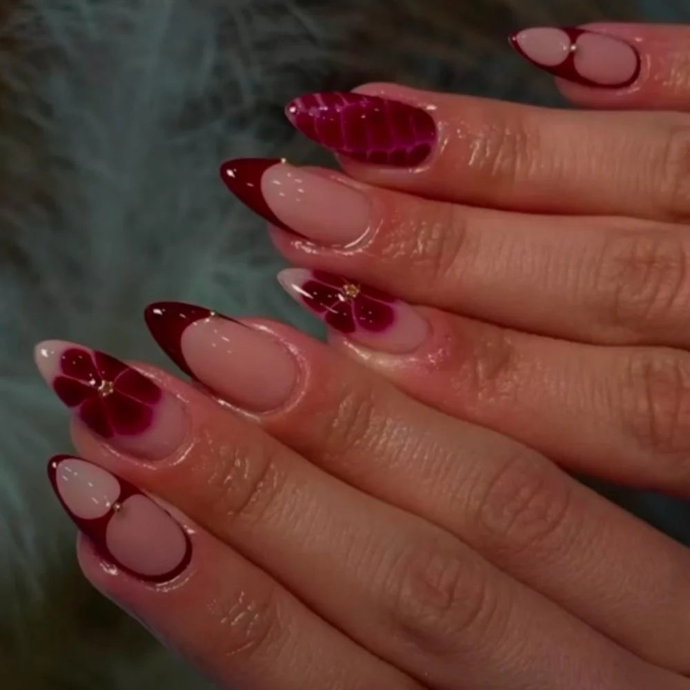 Press-On Nail Set Floral Design Easy Application