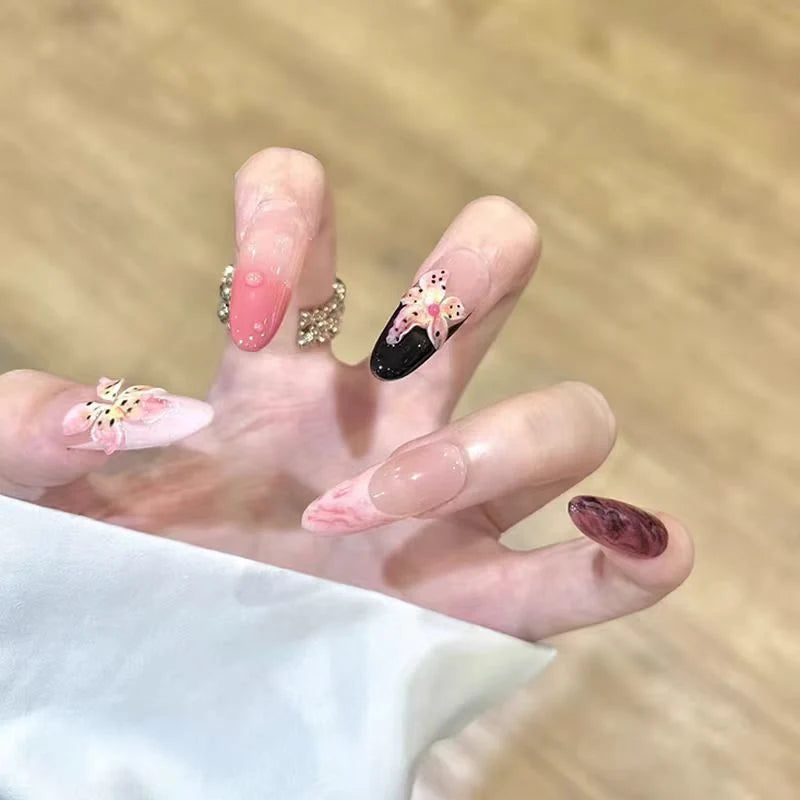 Press-On Nail Set Floral Design & Easy Application