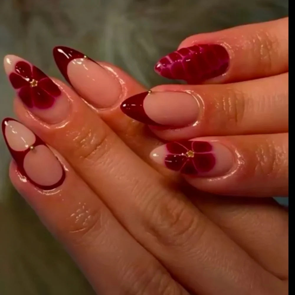 Press-On Nail Set Floral Design Easy Application