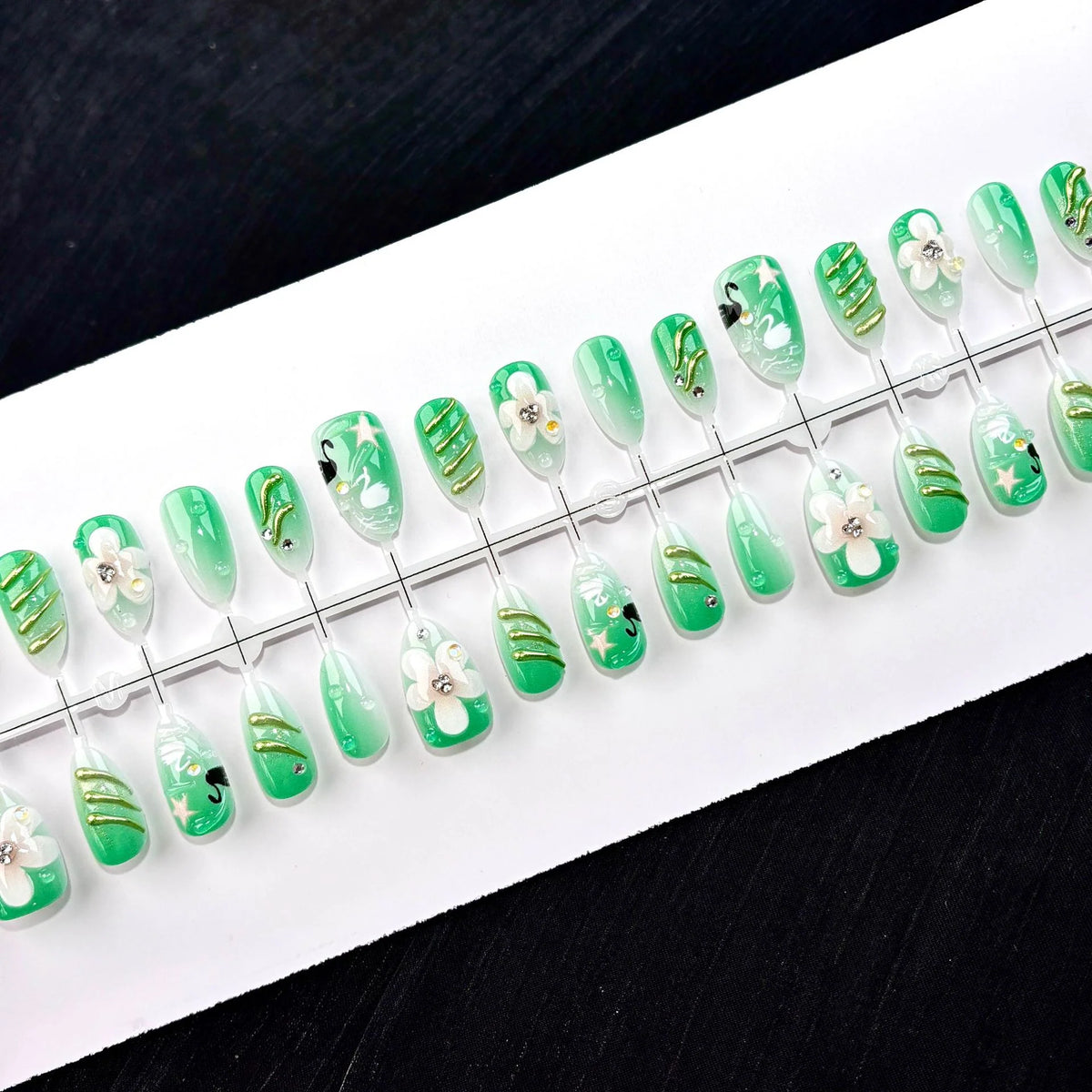 Press-On Nail Set Floral Design Easy Application