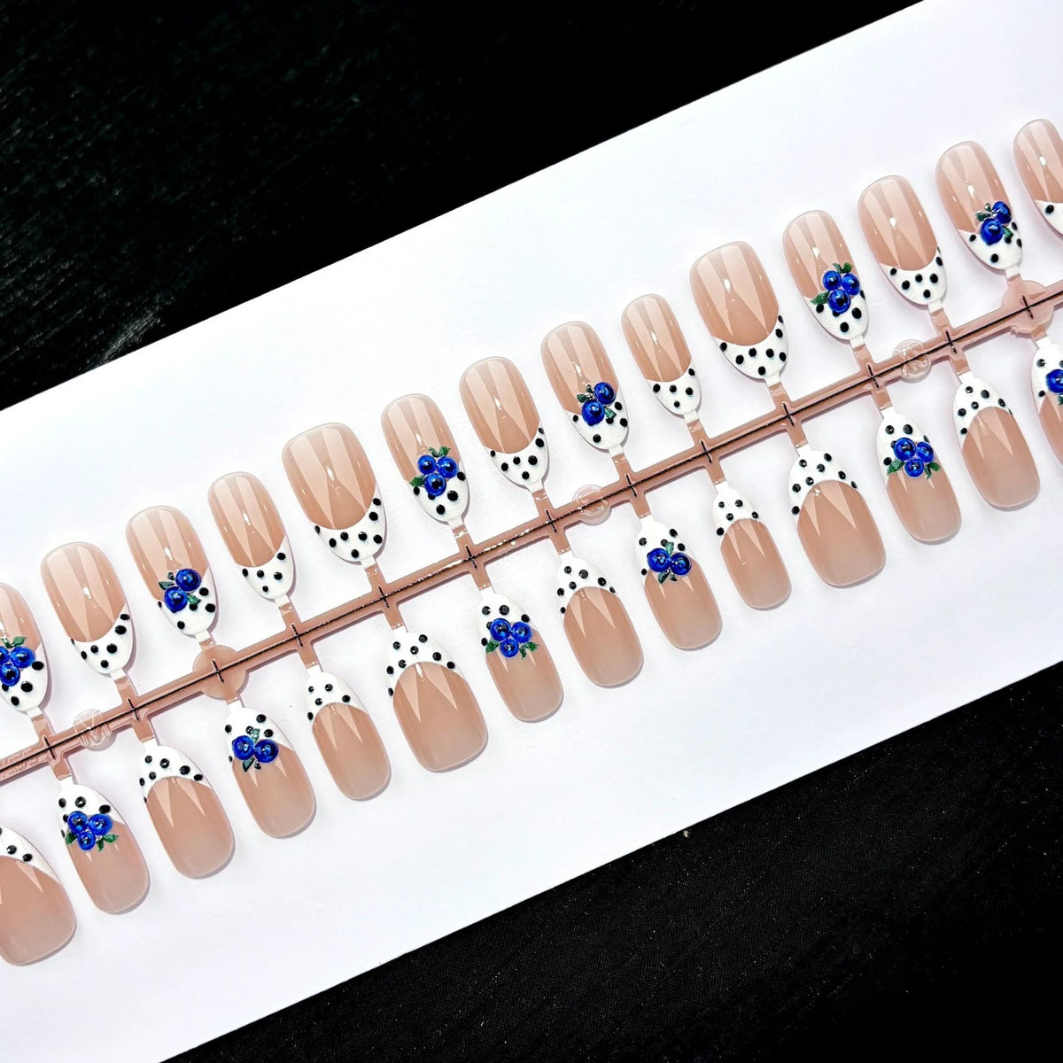Press-On Nail Set Floral Design Easy Application
