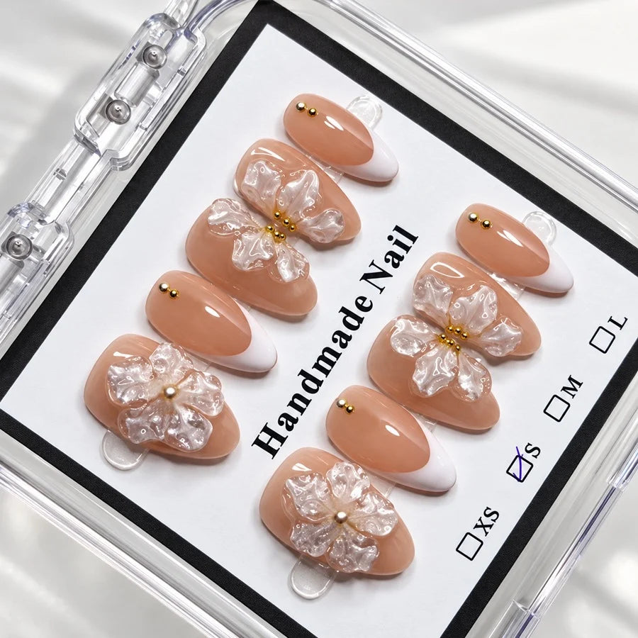 Press-On Nail Set Floral Design & Easy Application