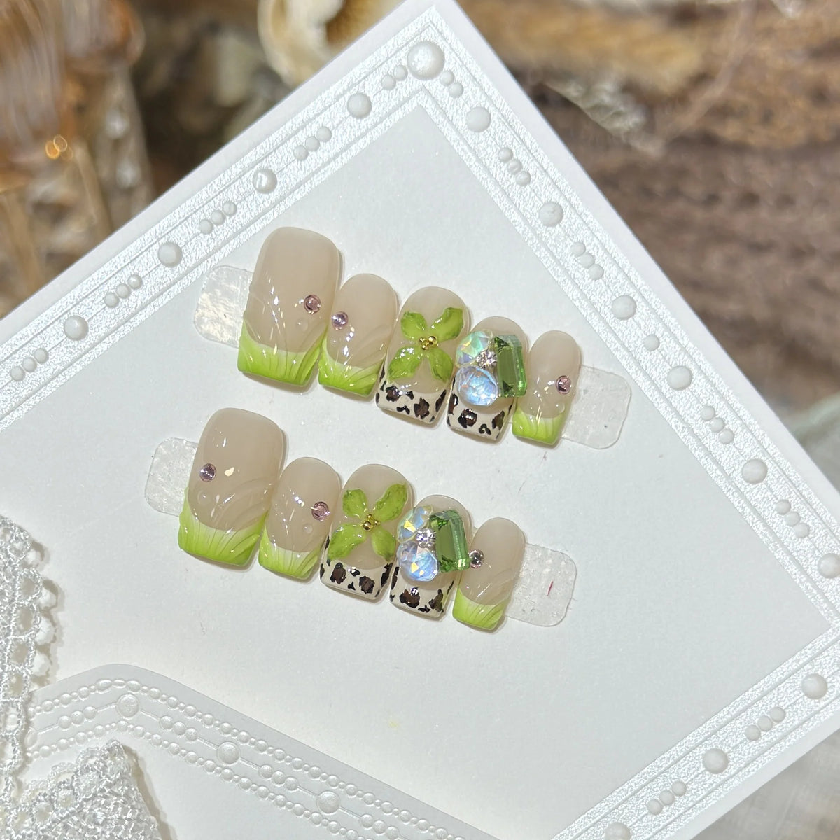 Press-On Nail Set Floral Design Easy Application