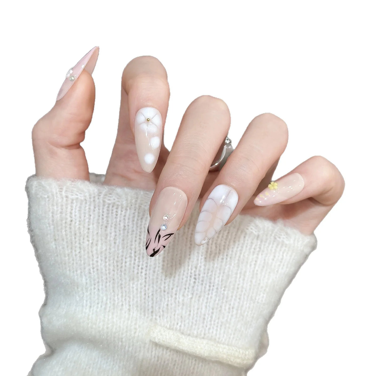 Press-On Nail Set Floral Design Easy Application