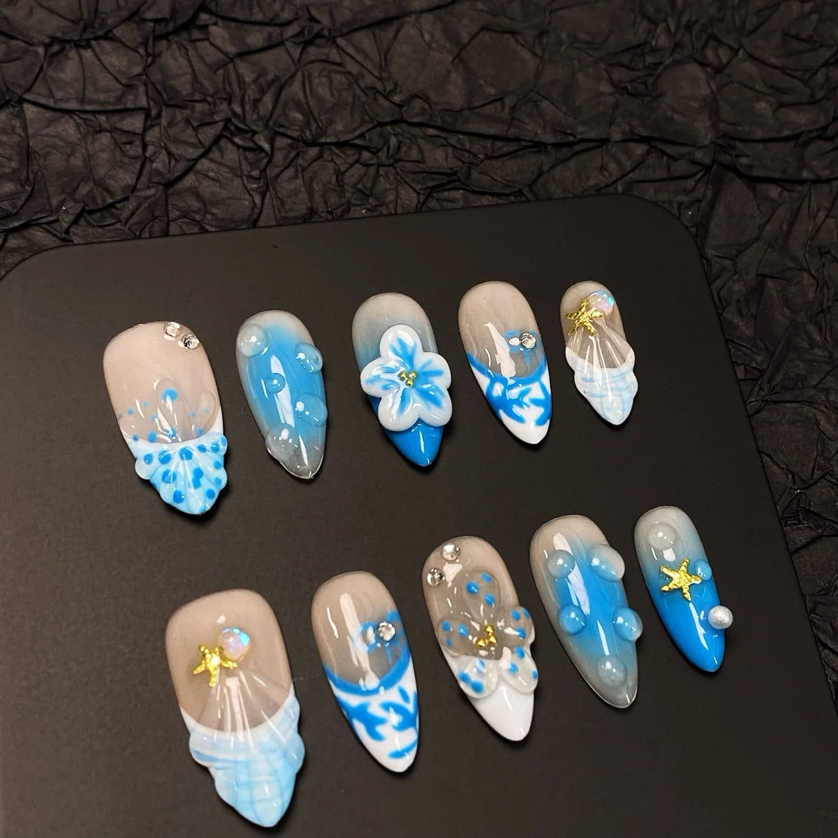 Press-On Nail Set Floral Design Easy Application & Long-Lasting