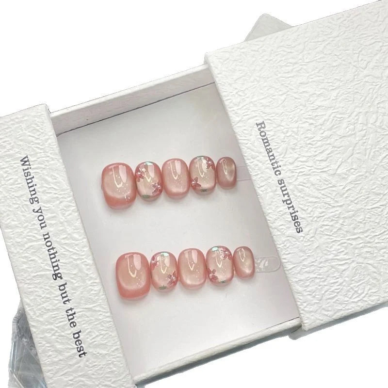 Press-On Nail Set Floral Design Easy Application & Reusable