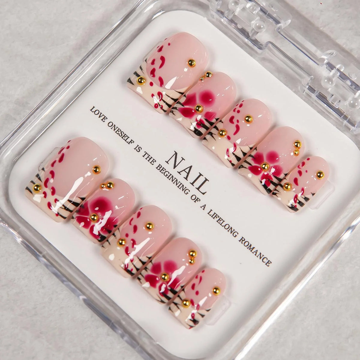 Press-On Nail Set Floral Design & Gem Accents
