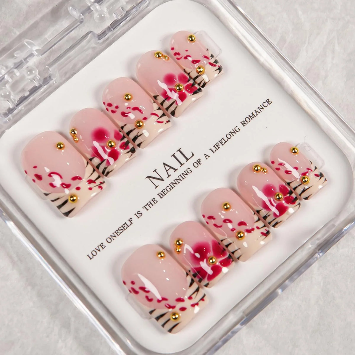 Press-On Nail Set Floral Design & Gem Accents