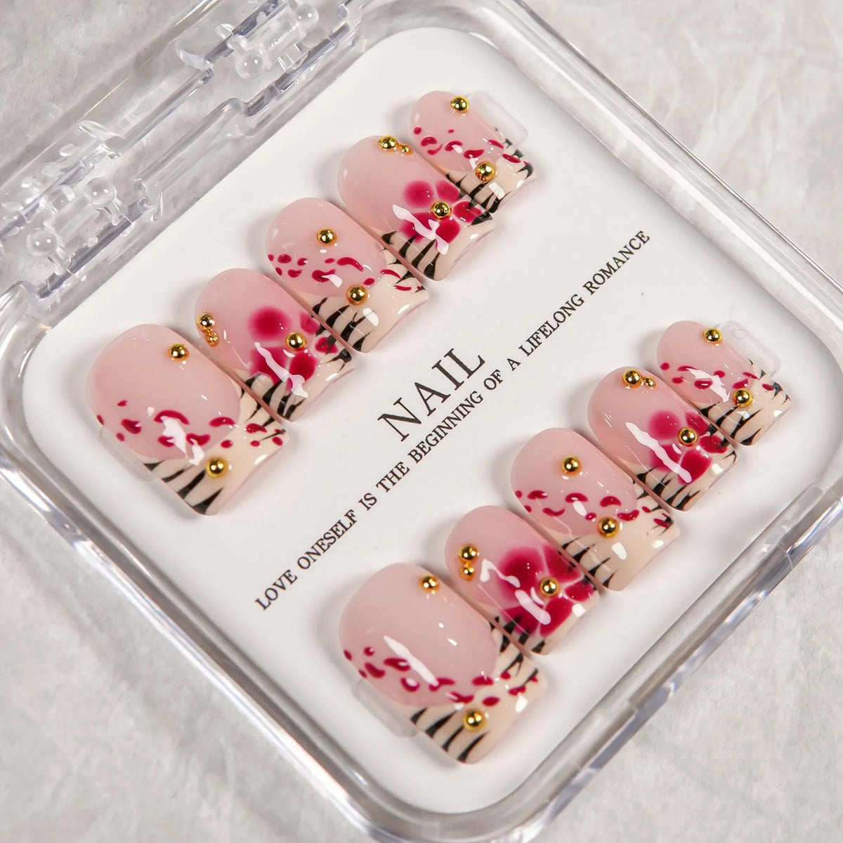 Press-On Nail Set Floral Design & Gem Accents