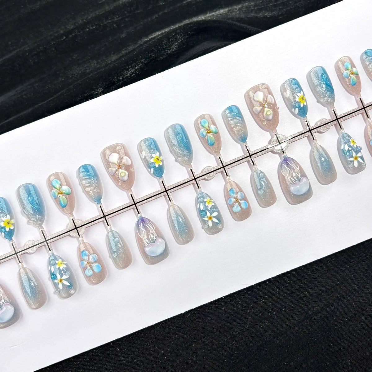 Press-On Nail Set Floral Design Glass Sea Multiple Sizes