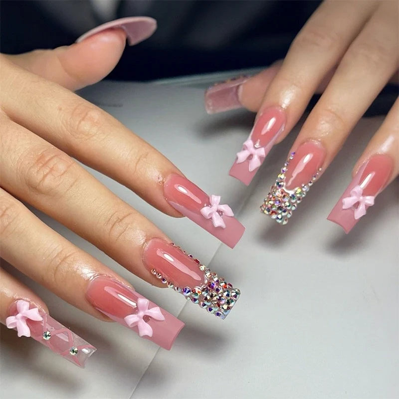 Press-On Nail Set Floral Design & Glitter