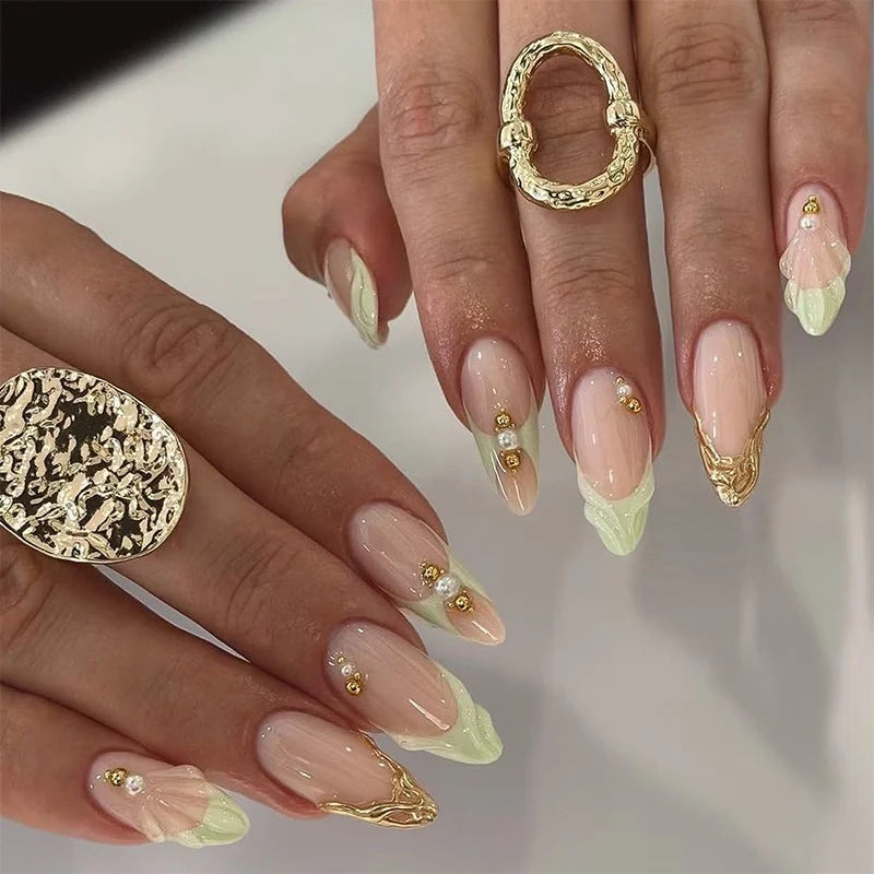 Press-On Nail Set Floral Design Glue-Free Long-Lasting